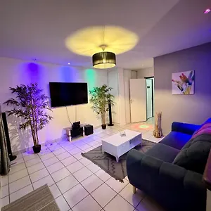Exotic Palm , 1 Climatisee, Wifi Fibre, Vue Appartement Fort-de-France